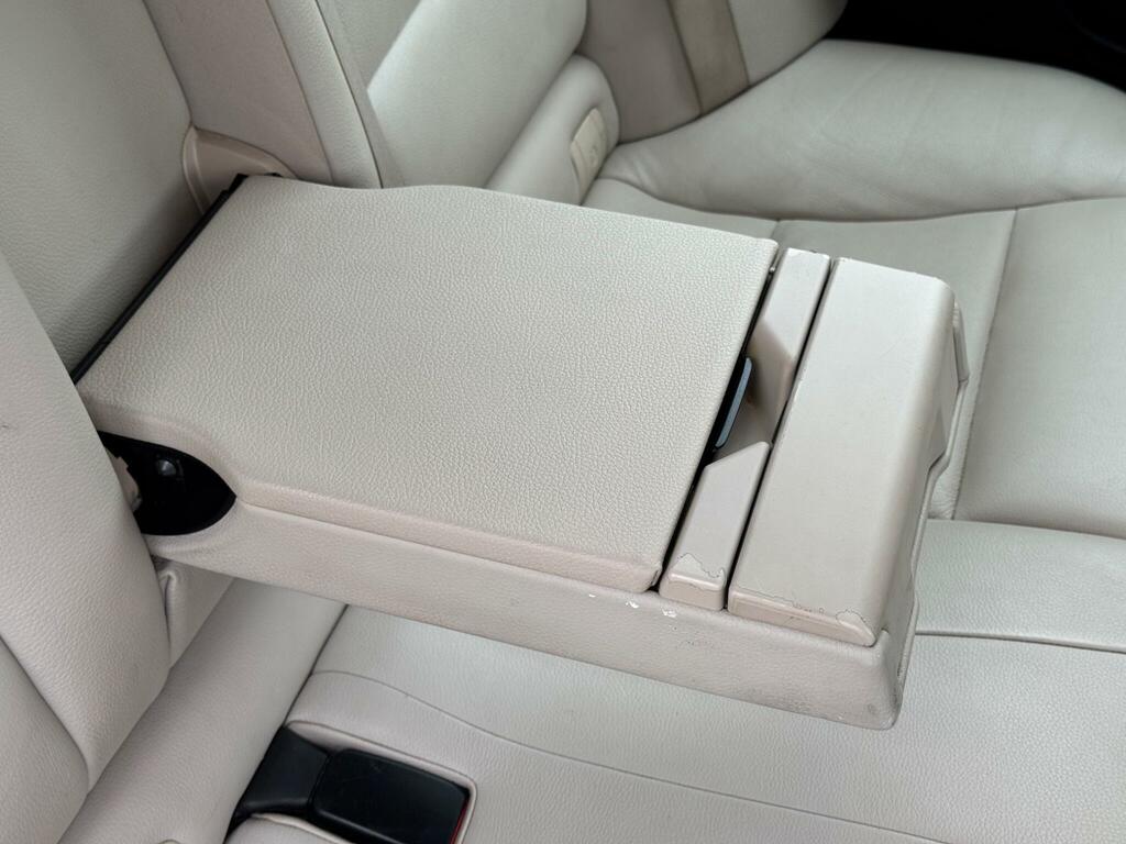 BMW 5 Series Saloon Grey #41