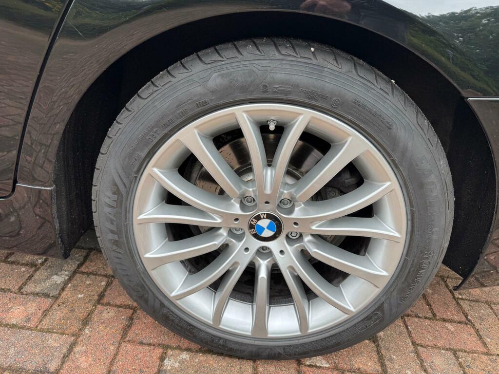 BMW 5 Series Saloon Grey #76