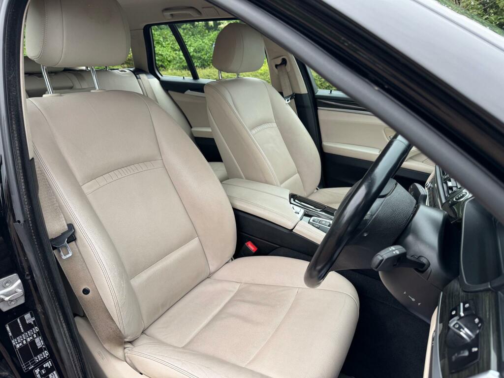 BMW 5 Series Saloon Grey #34