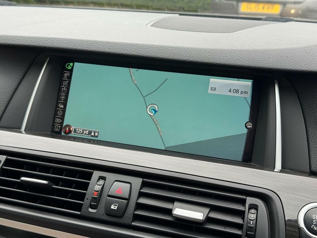 BMW 5 Series Saloon Grey #25