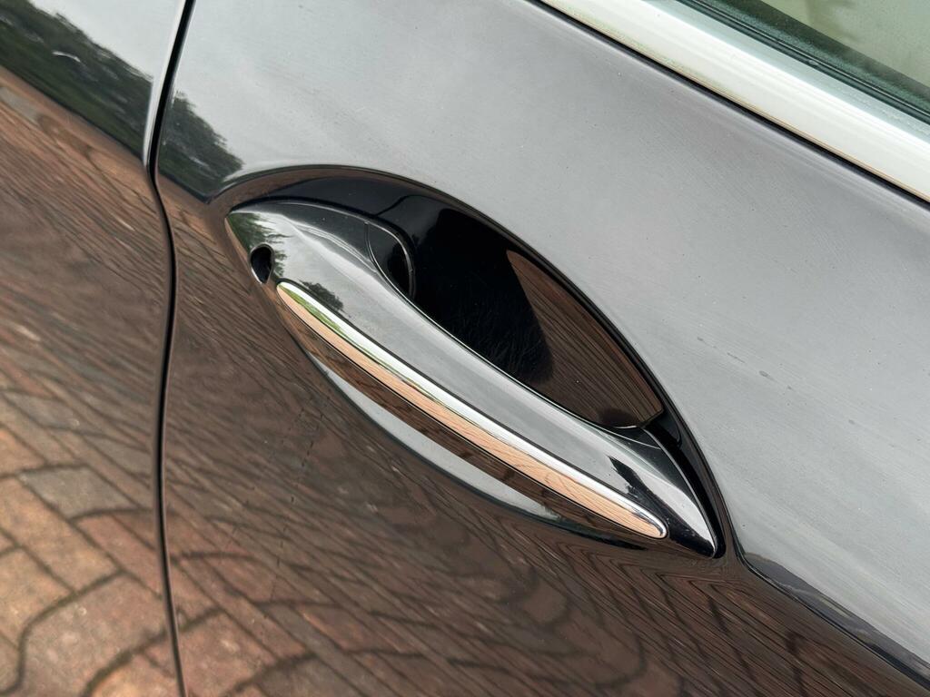 BMW 5 Series Saloon Grey #71