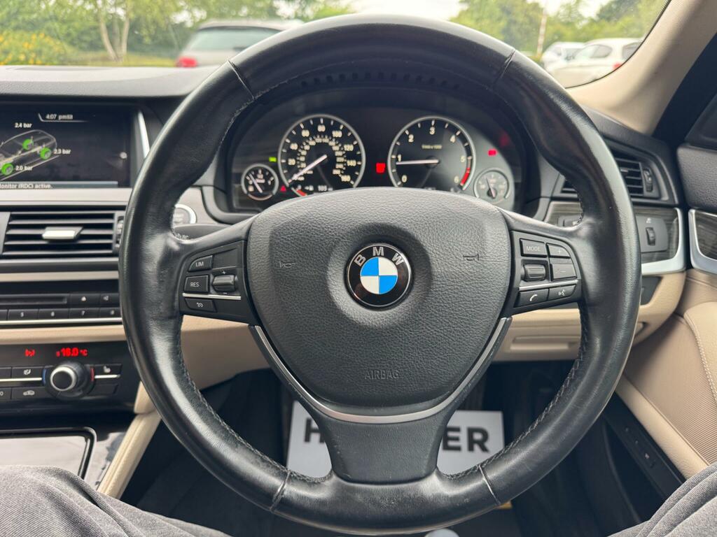 BMW 5 Series Saloon Grey #16