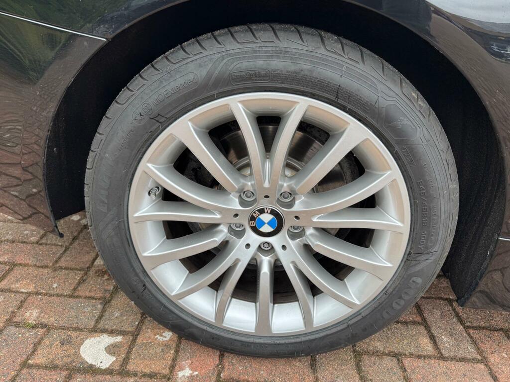 BMW 5 Series Saloon Grey #77