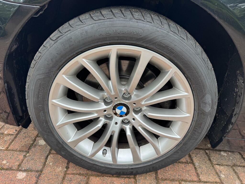 BMW 5 Series Saloon Grey #75