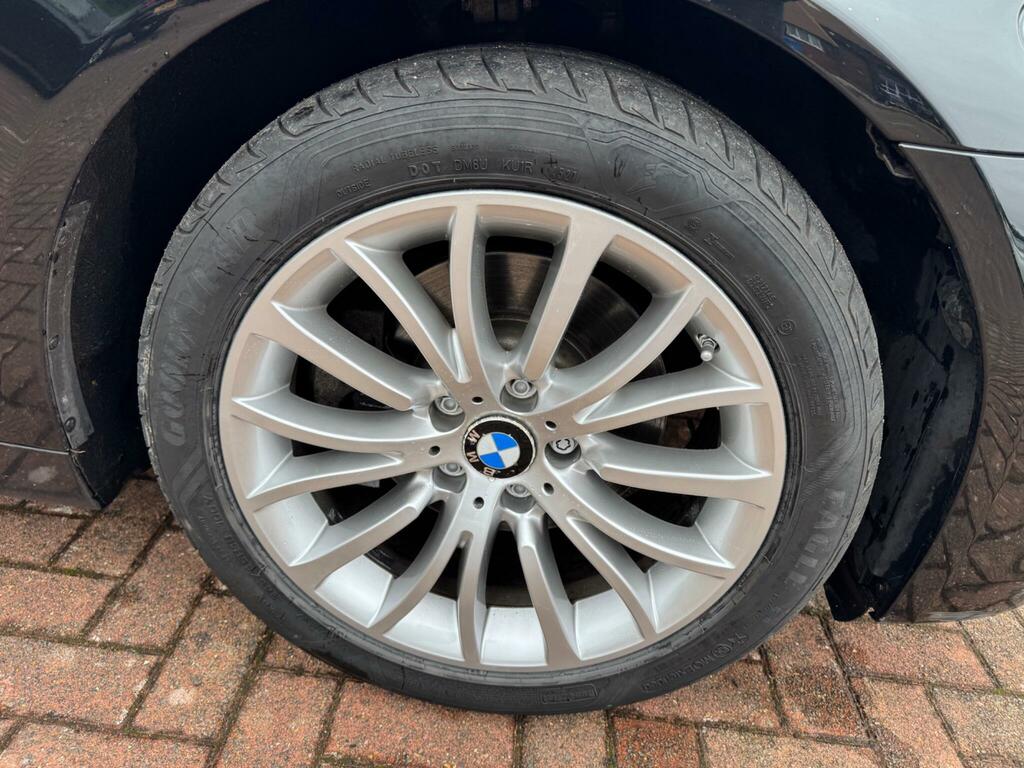 BMW 5 Series Saloon Grey #78