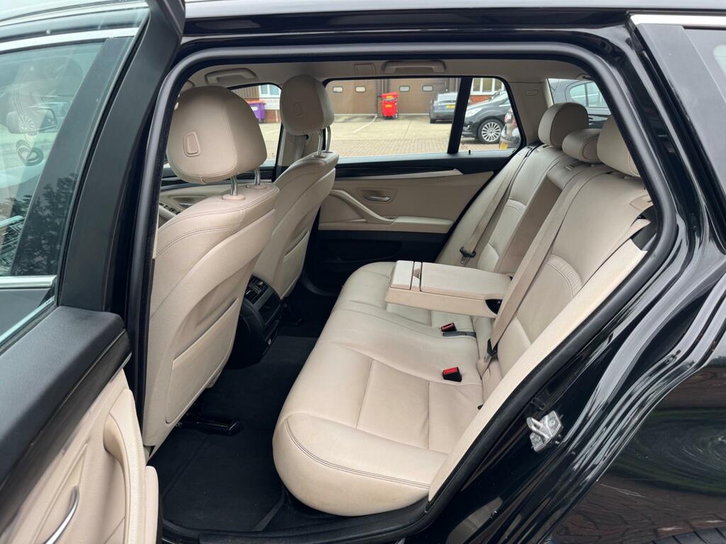 BMW 5 Series Saloon Grey #46