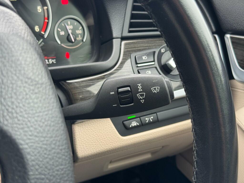 BMW 5 Series Saloon Grey #20