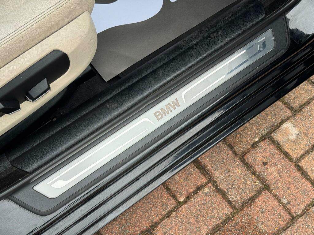 BMW 5 Series Saloon Grey #38