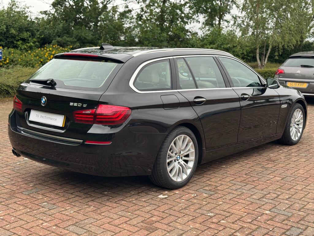 BMW 5 Series Saloon Grey #14
