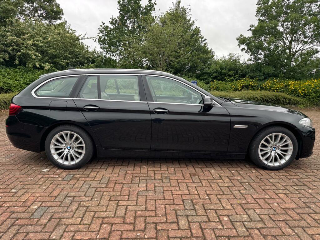 BMW 5 Series Saloon Grey #13