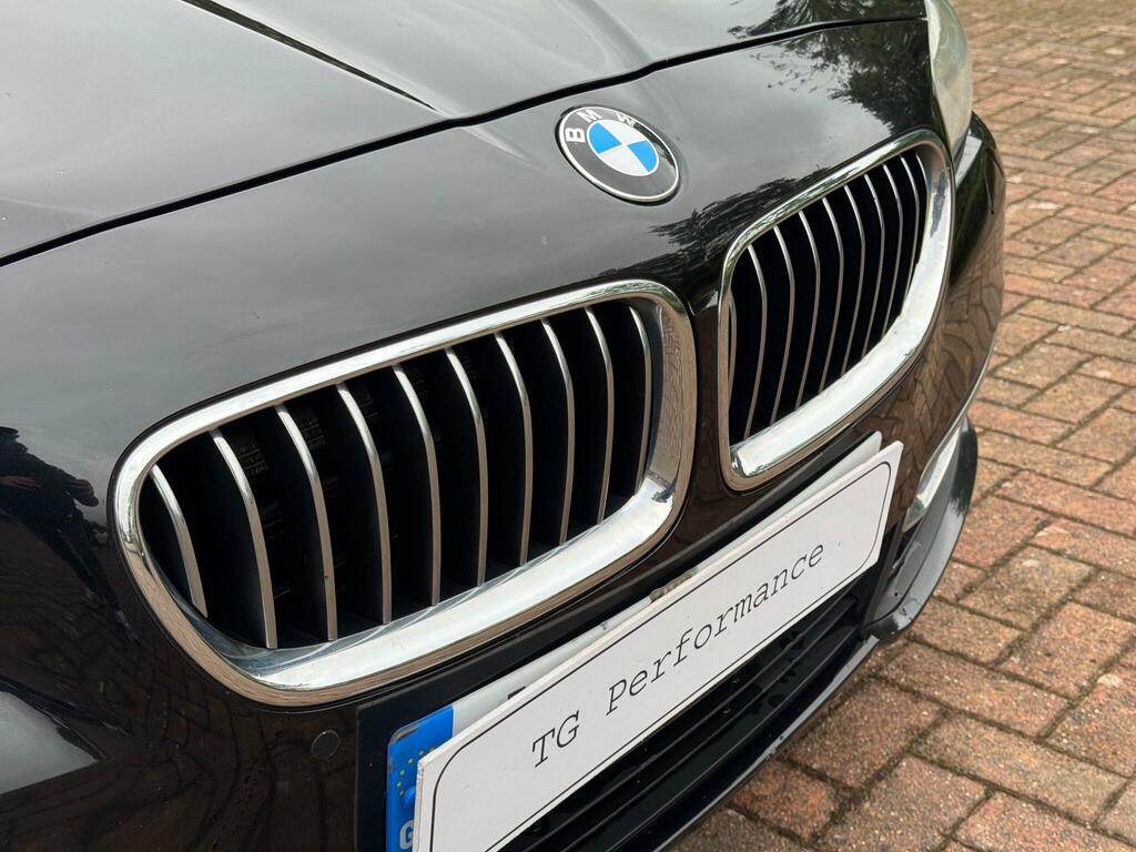 BMW 5 Series Saloon Grey #60