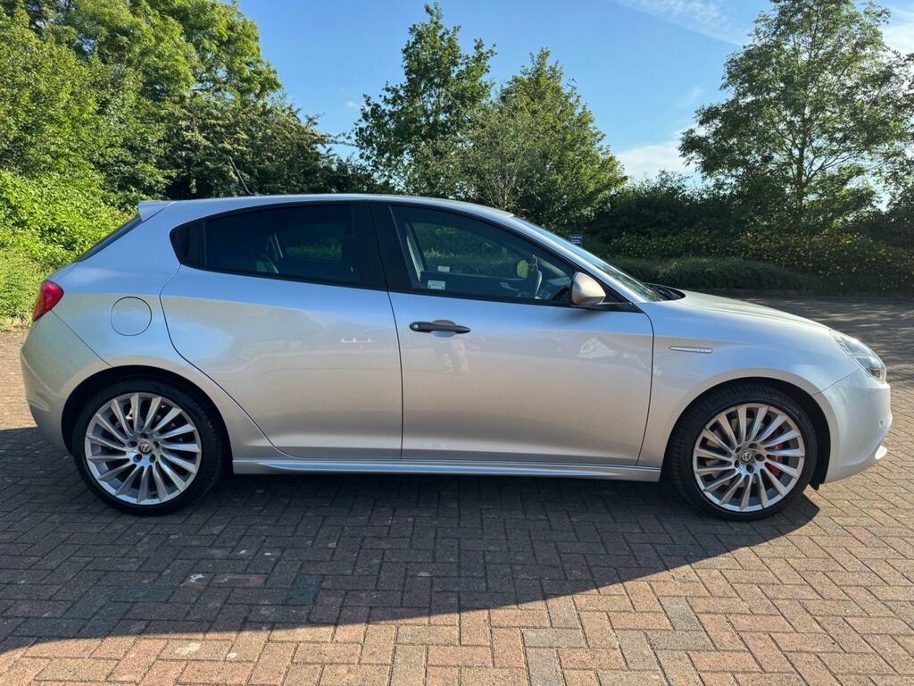 Alfa Romeo Giulietta Grey #12