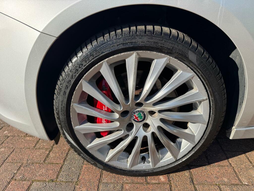 Alfa Romeo Giulietta Grey #72