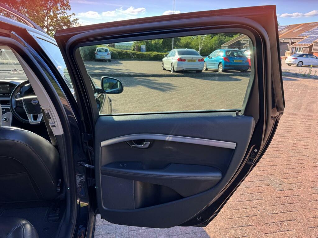 Volvo V70 2.0 D4 Se Lux Euro 6 Ss Silver #42