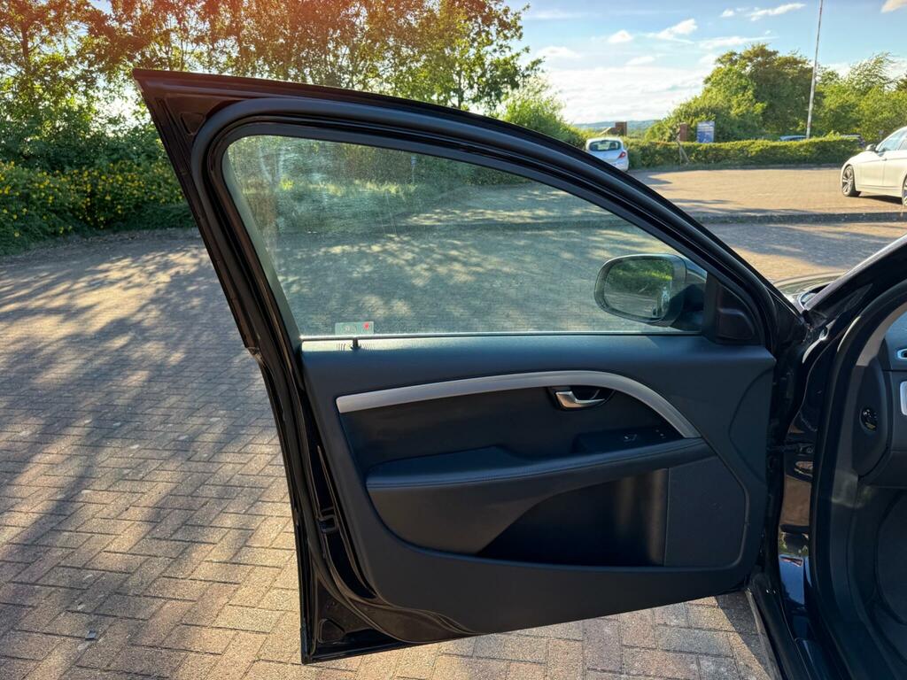 Volvo V70 2.0 D4 Se Lux Euro 6 Ss Silver #44