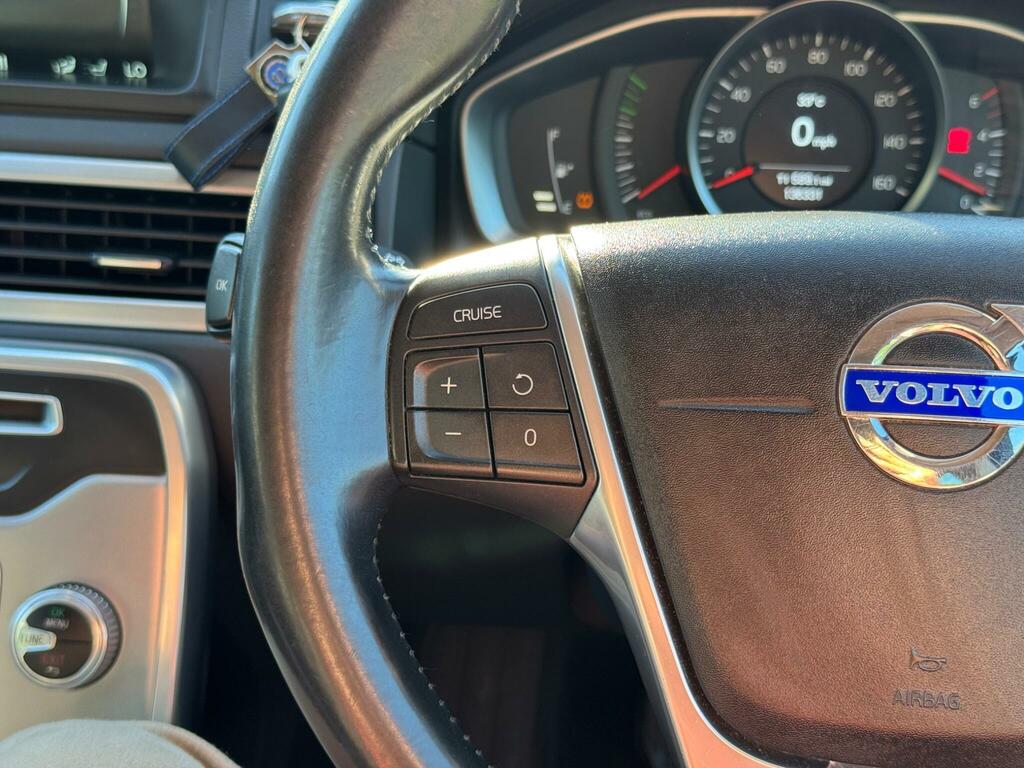 Volvo V70 2.0 D4 Se Lux Euro 6 Ss Silver #16