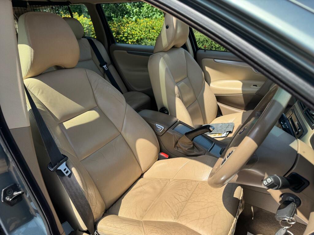 Volvo V70 V70 Se T Geartronic Blue #32