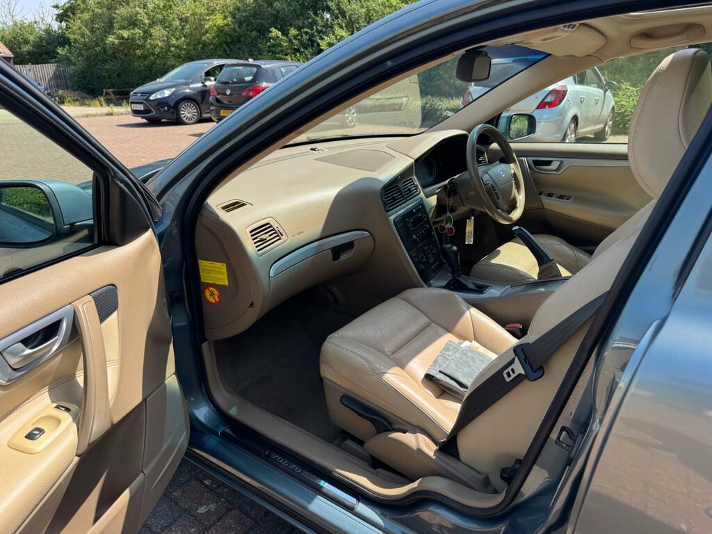 Volvo V70 V70 Se T Geartronic Blue #41