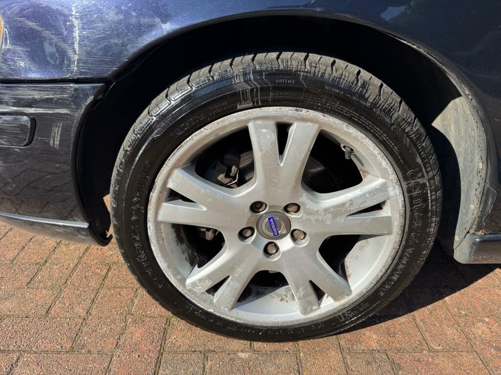 Volvo V70 2.5T Se Geartronic Silver #64