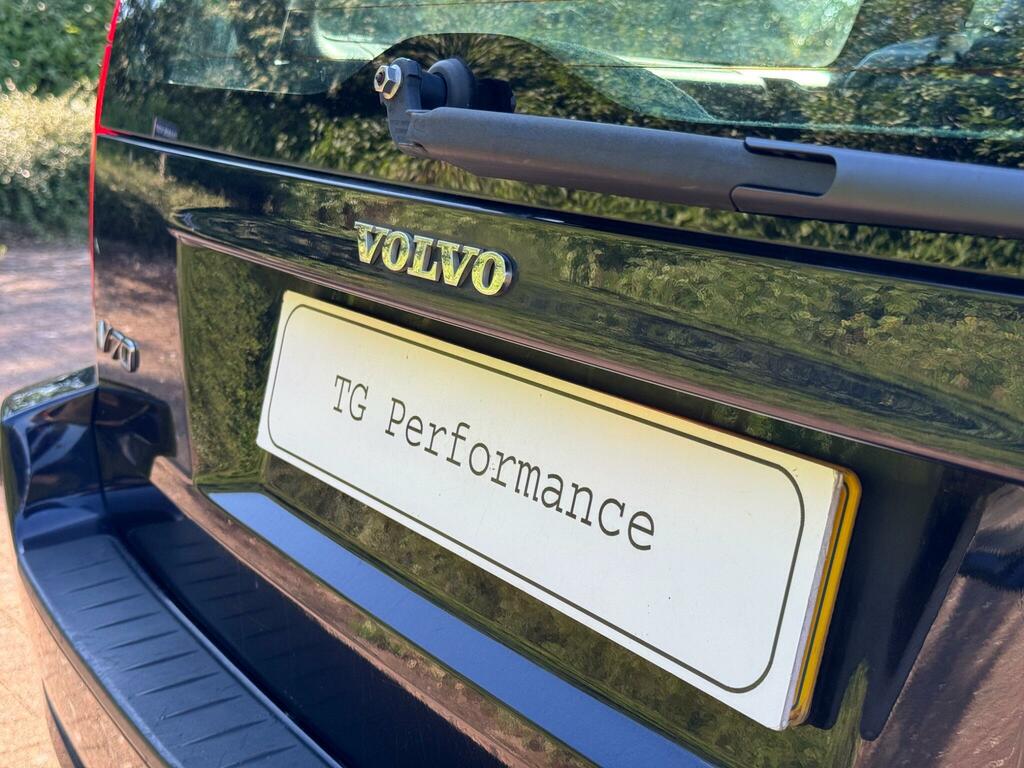 Volvo V70 2.5T Se Geartronic Silver #57