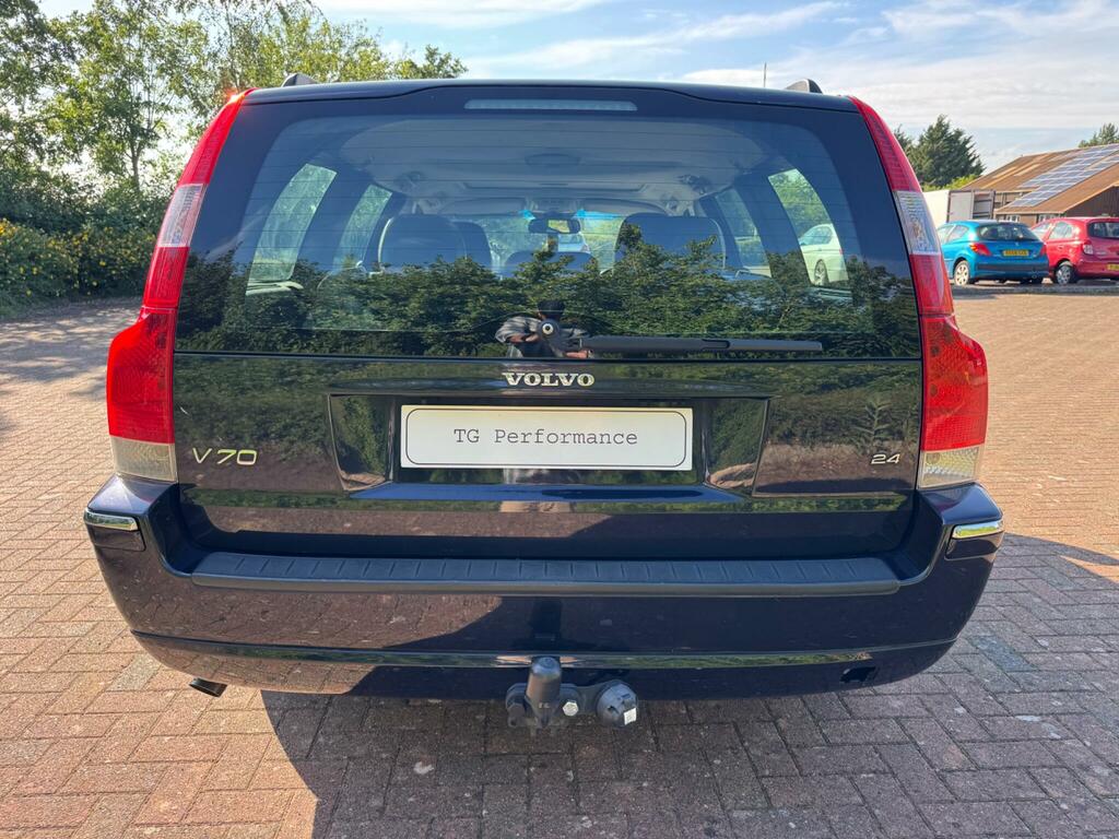 Volvo V70 2.5T Se Geartronic Silver #8