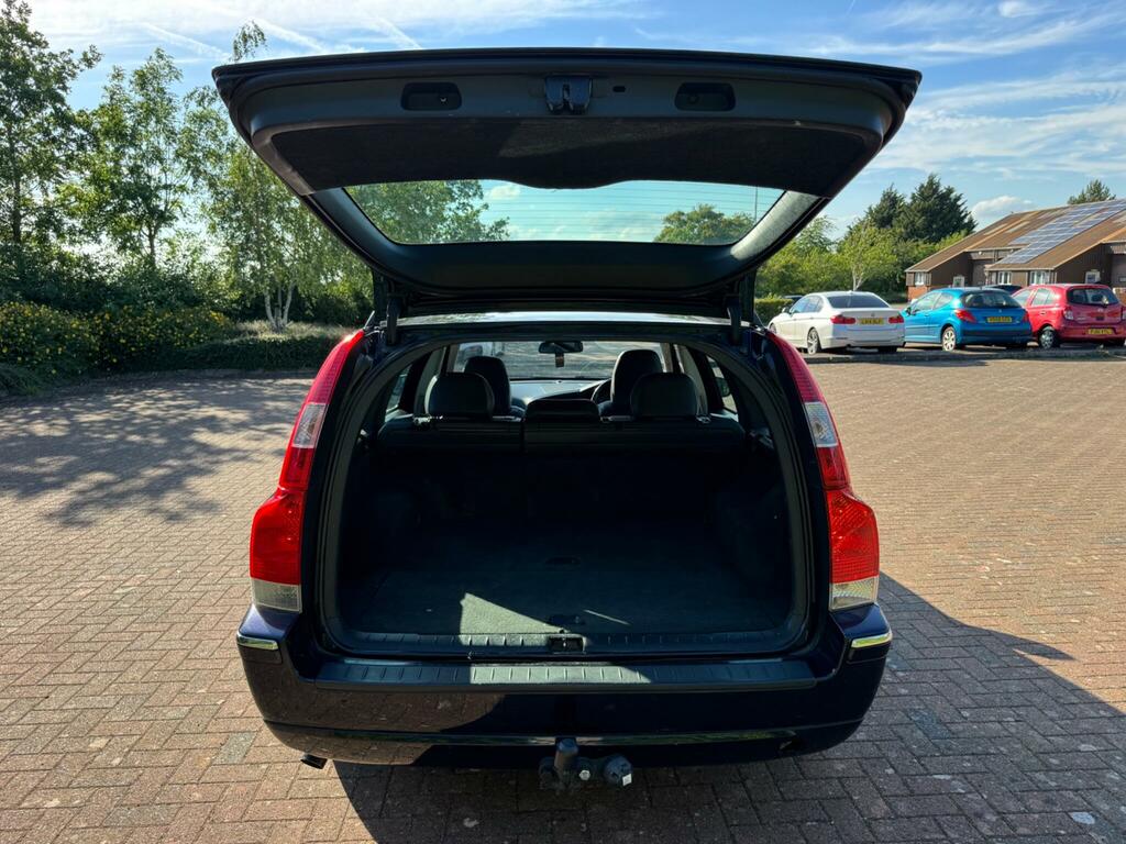 Volvo V70 2.5T Se Geartronic Silver #43