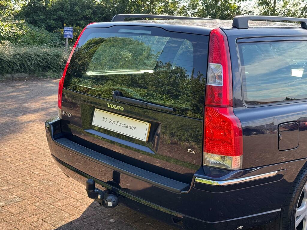 Volvo V70 2.5T Se Geartronic Silver #56