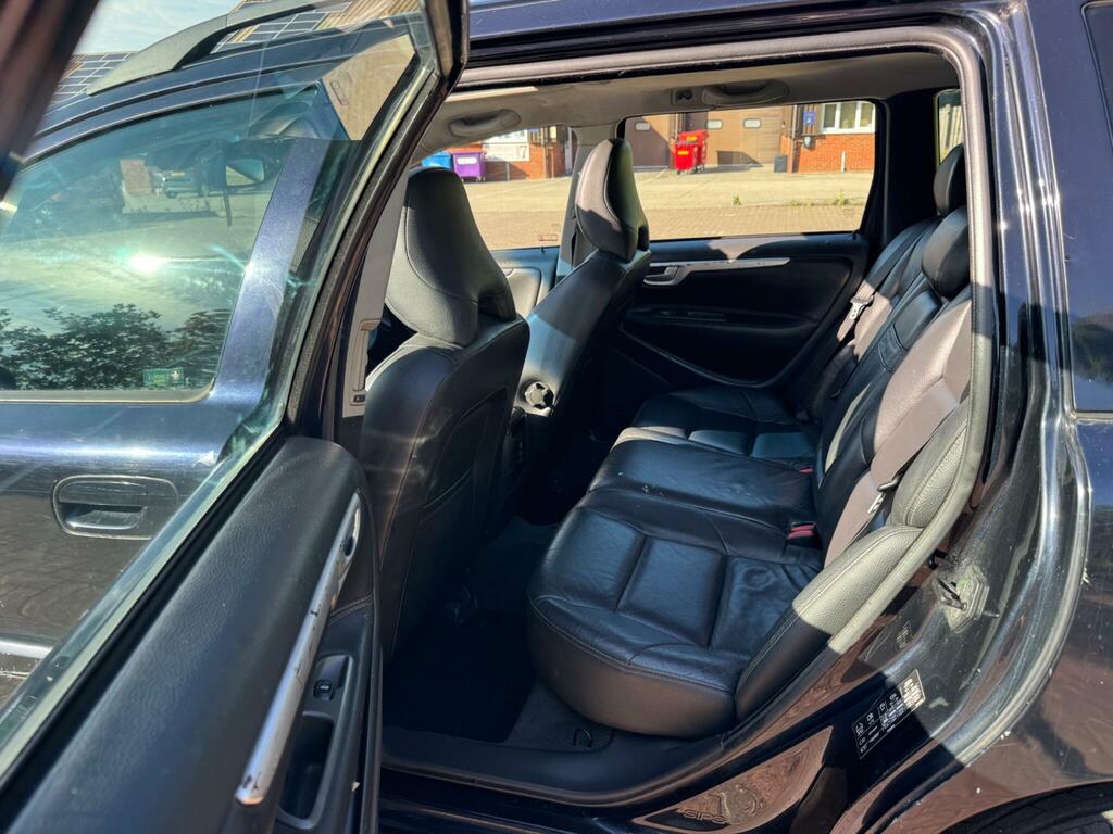 Volvo V70 2.5T Se Geartronic Silver #42