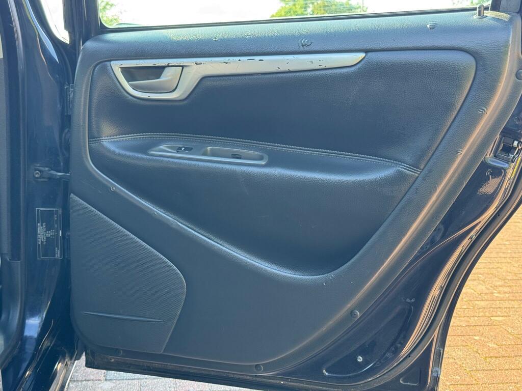 Volvo V70 2.5T Se Geartronic Silver #48