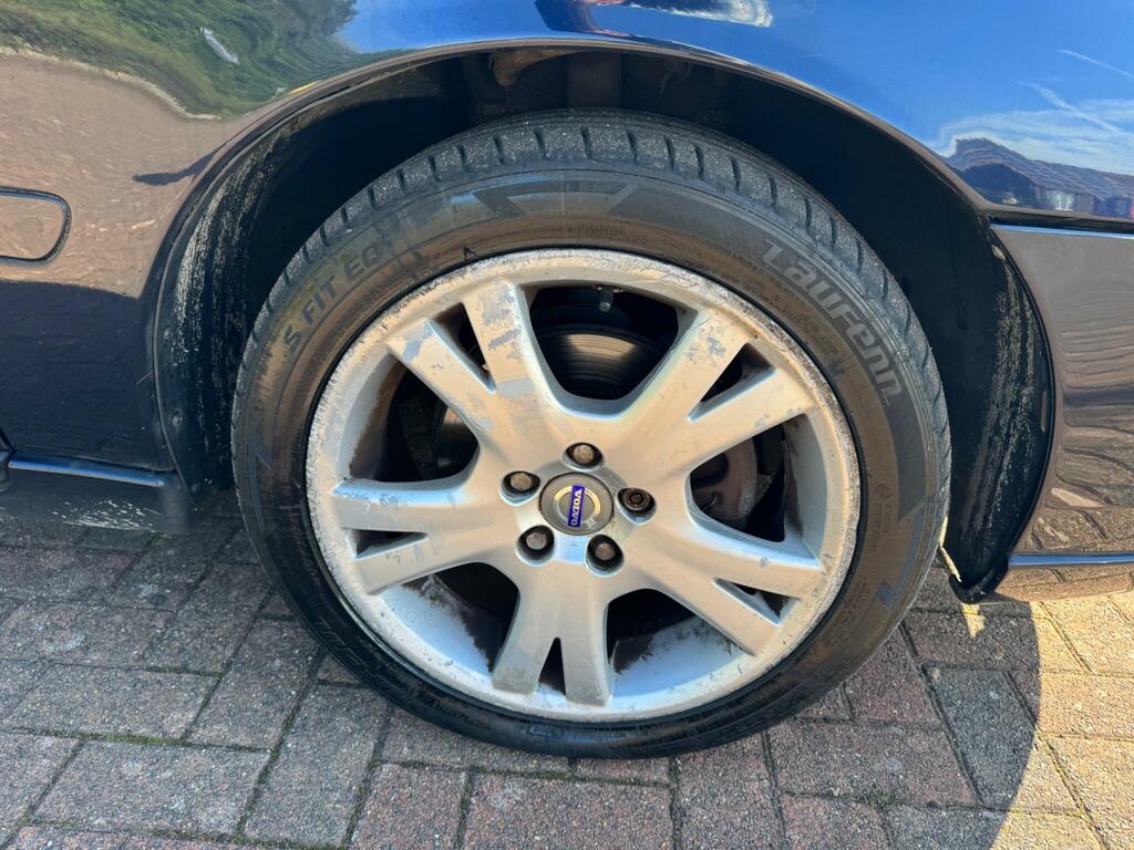 Volvo V70 2.5T Se Geartronic Silver #67