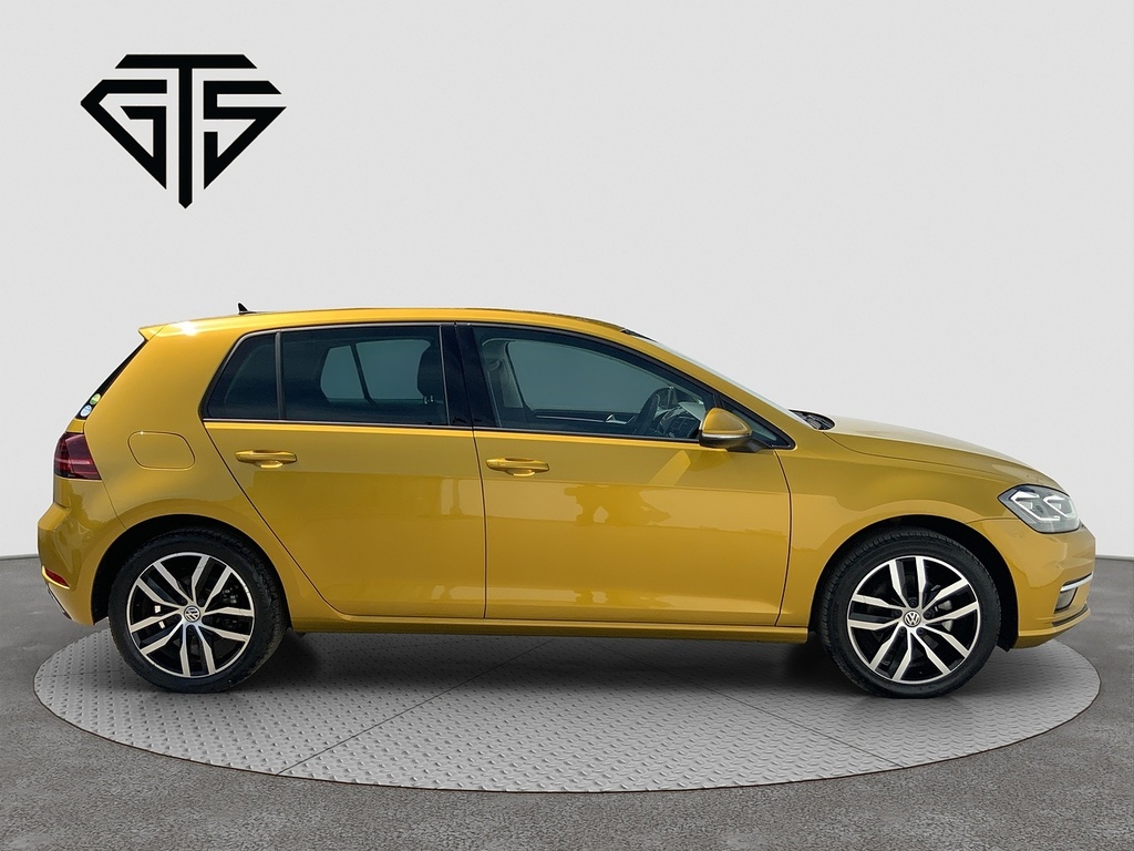 Volkswagen Golf Tsi Highline Tech-edition Gold #2