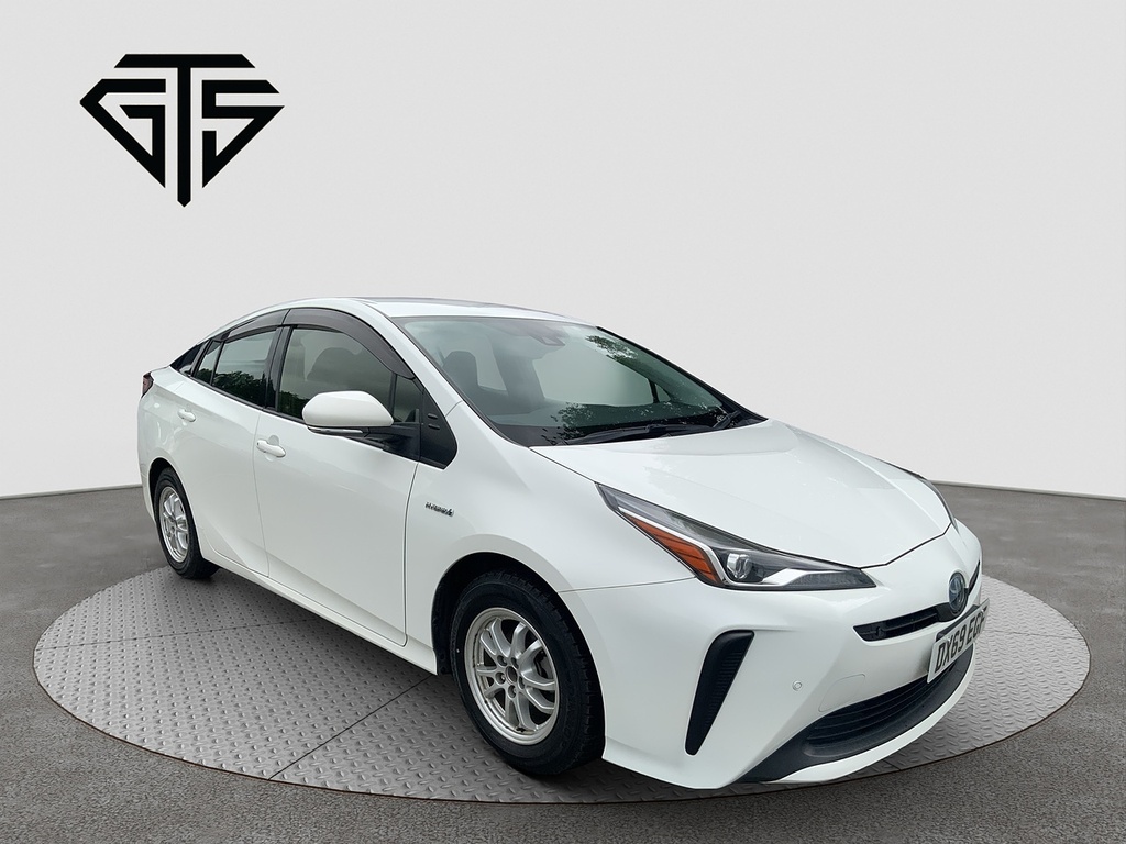 Toyota Prius S White