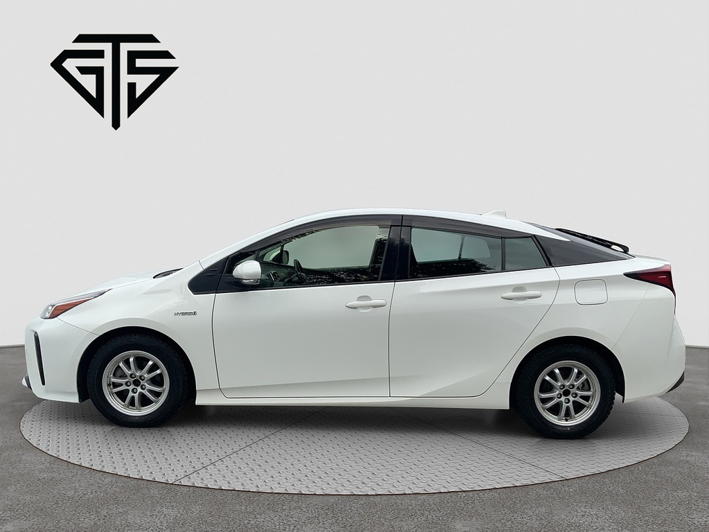 Toyota Prius S White #6