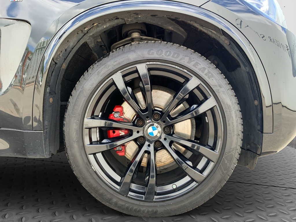 BMW X5 Estate Black #23