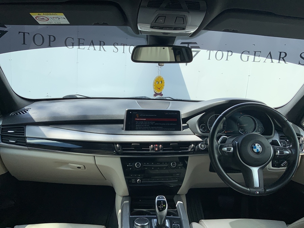BMW X5 Estate Black #11