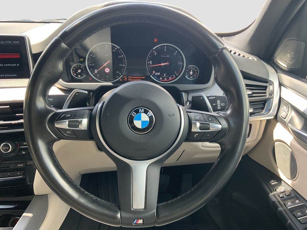 BMW X5 Estate Black #9