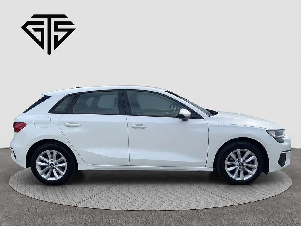 Audi A3 Tfsi Technik DA72VXP White #2
