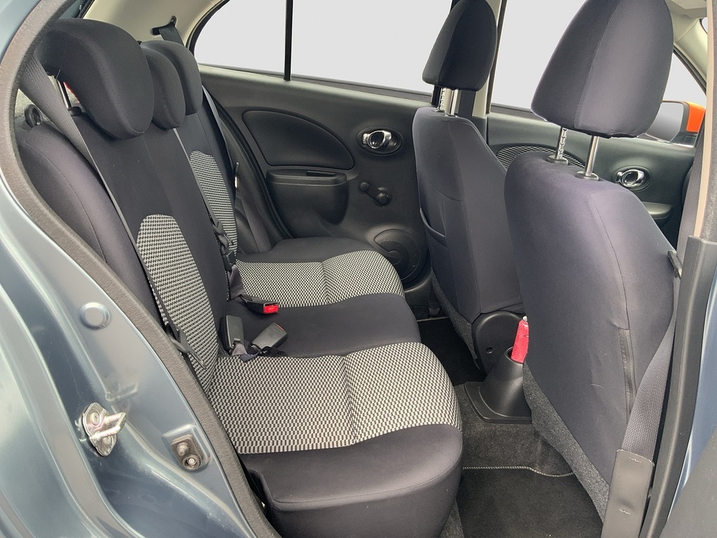 Nissan Micra Visia White #17