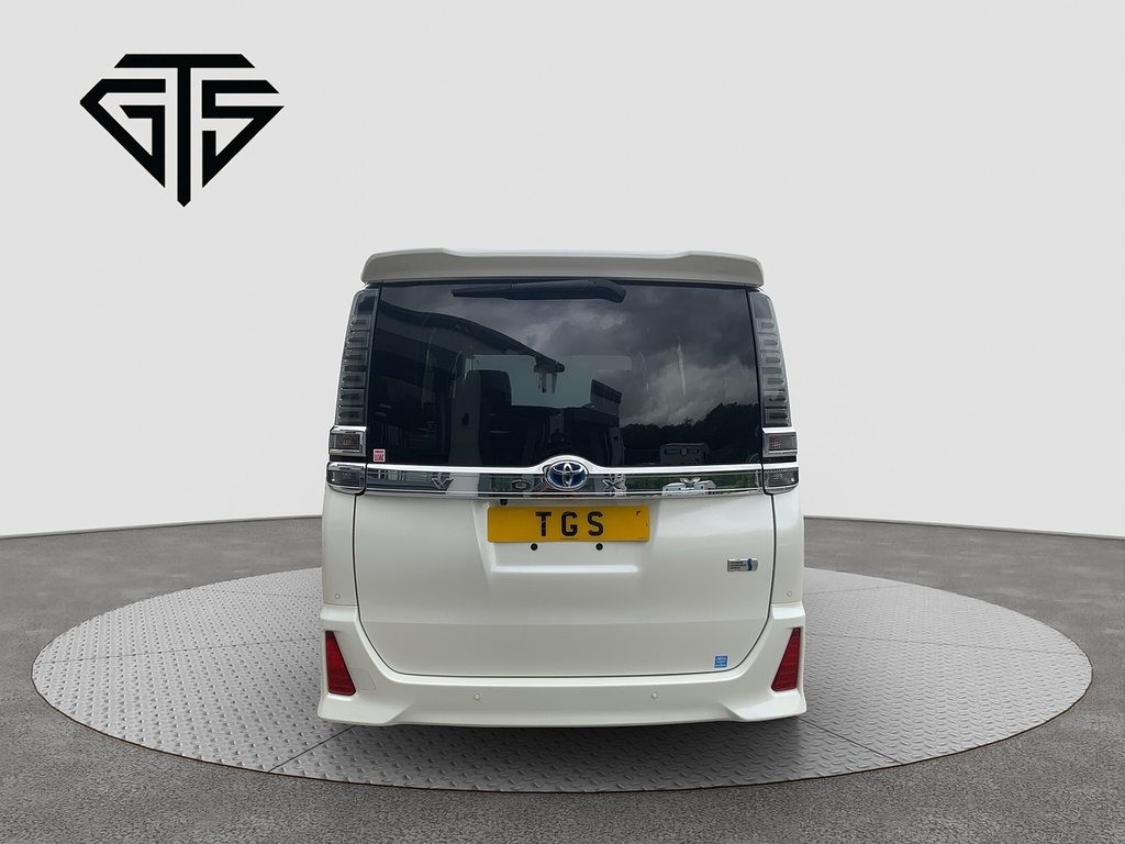 Toyota Voxy Hybrid Zs Kirameki3  #4