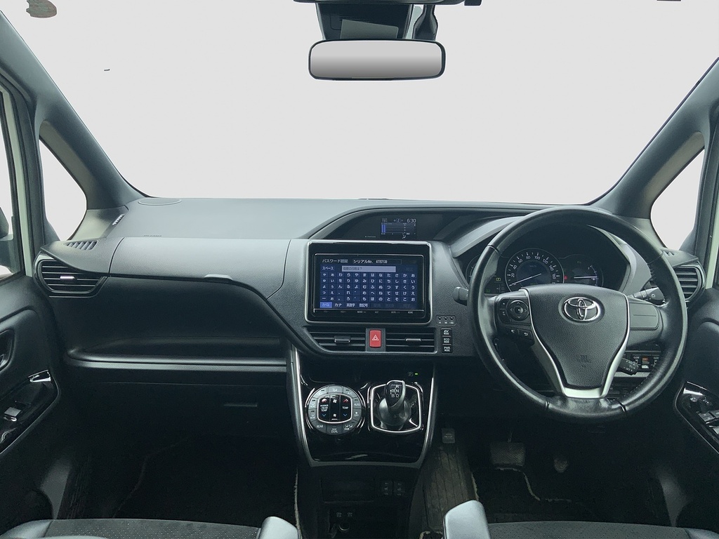Toyota Voxy Mpv White #11