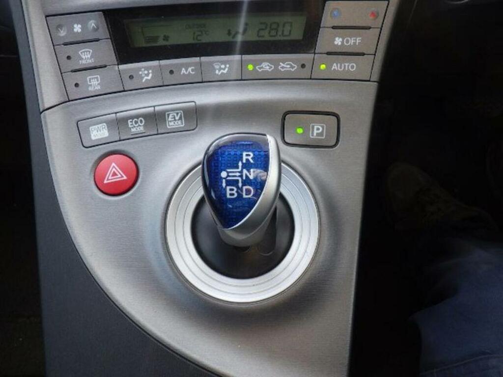 Toyota Prius Hybrid #13