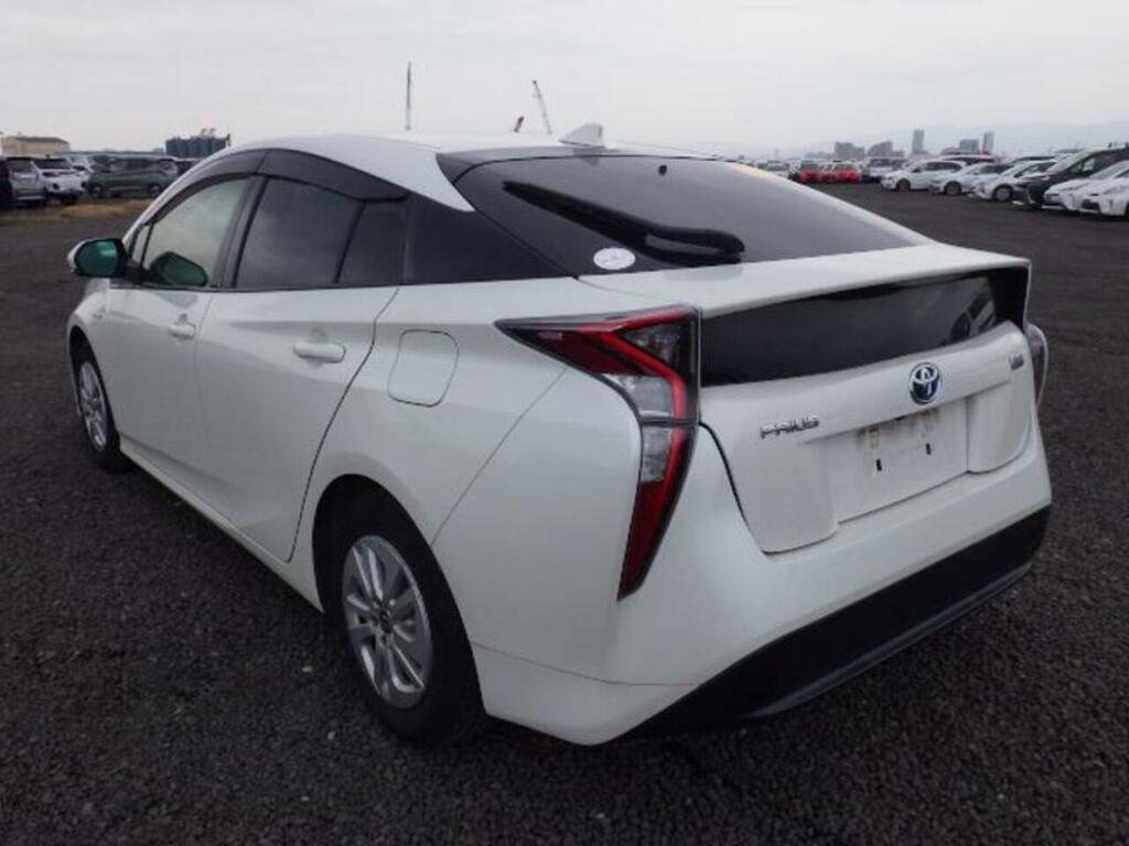 Toyota Prius S  #6