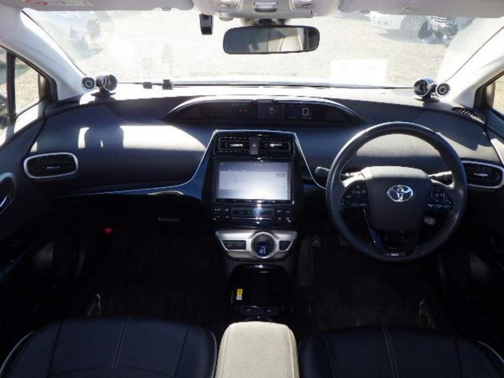 Toyota Prius S  #7