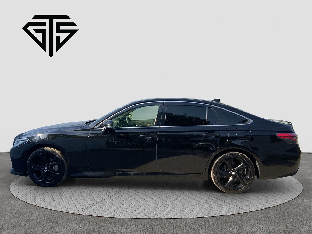 Toyota Crown B Black #6