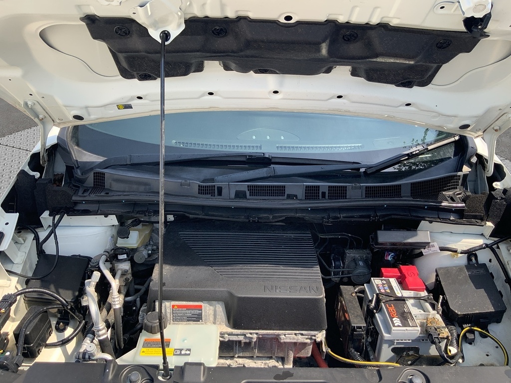 Nissan Leaf E 110Kw N-connecta 40Kwh Hatchback White #20