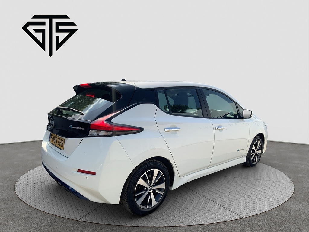 Nissan Leaf Acenta White #3