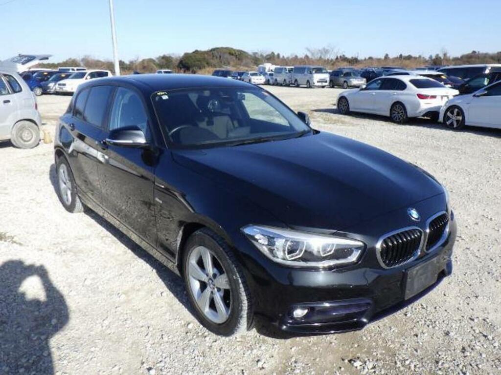BMW 1 Series Sport Black #3