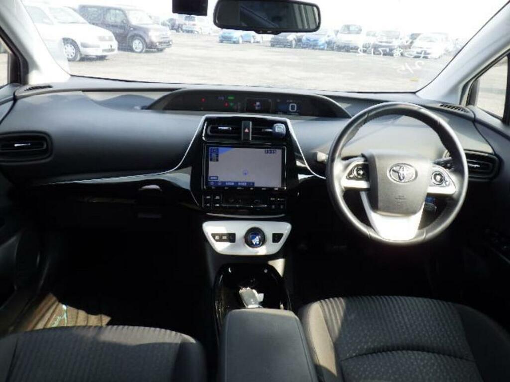 Toyota Prius Prius Excel Phev Cvt Blue #8