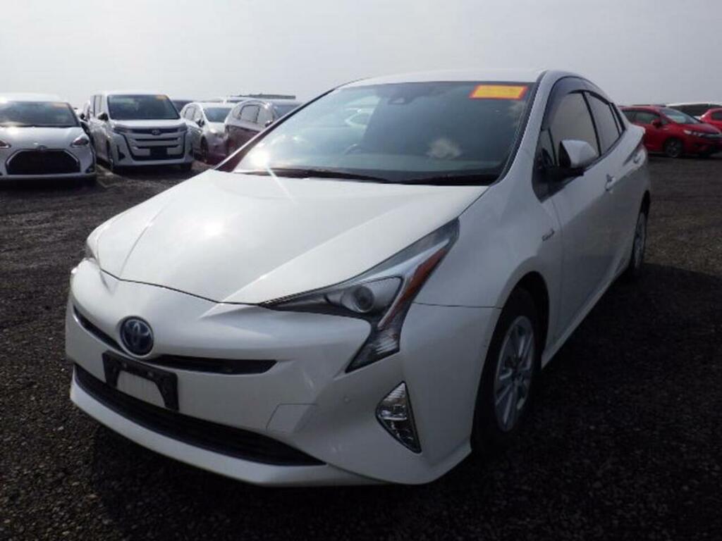 Toyota Prius S Safetyplus 