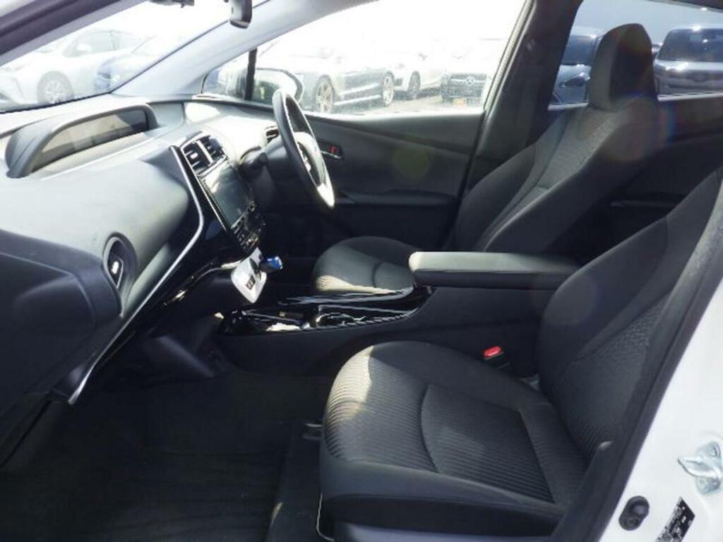 Toyota Prius Prius Excel Phev Cvt Blue #12